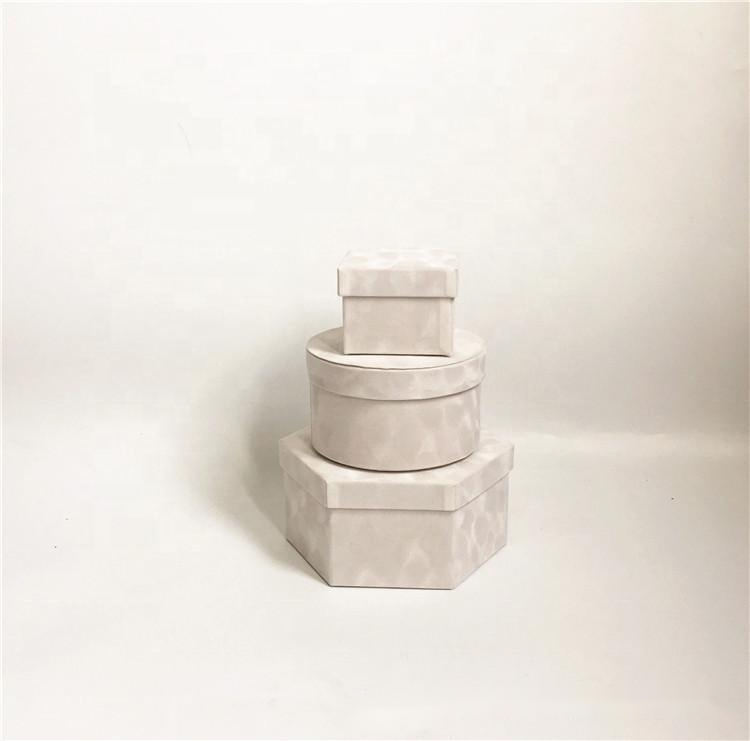 VELVET BOXES
