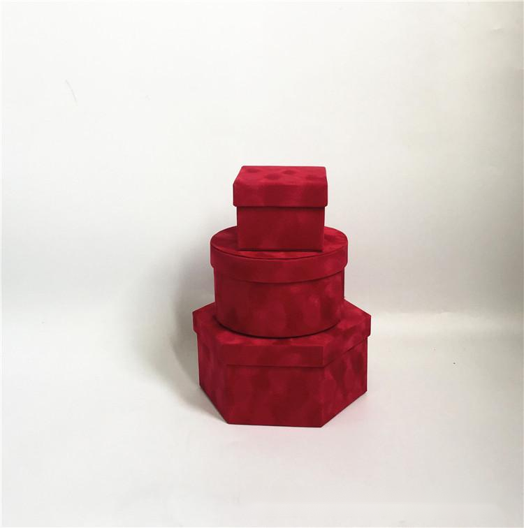 VELVET BOXES